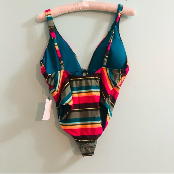NWT BCBGeneration Plunge One Piece XL - Picture 4 of 6